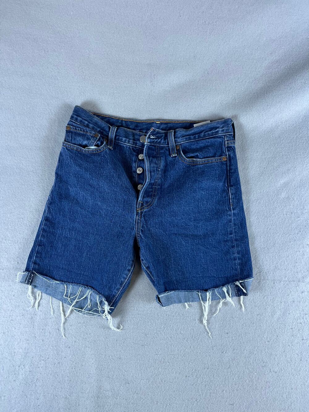 Levi's Denim Shorts Womens 29 Blue Cut Off Dark Wash Denim Button Fly Classic
